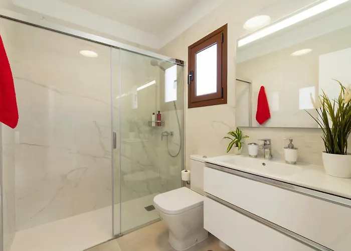 Femes By بلايا بلانكا